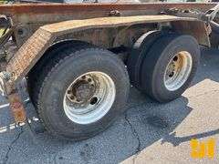 2004 VOLVO TRUCK VHD T/A ROLL OFF TRUCK VIN: 4V5KC9GG94N369391