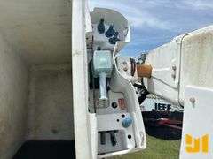 2007 INTERNATIONAL SX525 ARTICULATING & TELESCOPIC BUCKET TRUCK ALTEC VIN: 1HTWJAAT27J431615