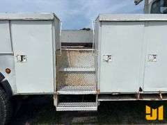 2007 INTERNATIONAL SX525 ARTICULATING & TELESCOPIC BUCKET TRUCK ALTEC VIN: 1HTWJAAT27J431615