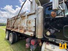 PETERBILT H400 TANDEM AXLE DUMP TRUCK VIN: 1XPCDB90NN315340