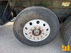 2006 VOLVO TRUCK VHD TRI-AXLE DUMP TRUCK VIN: 4V5K99GH36N393468