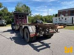 1994 PETERBILT 357 TRI ROLL OFF TRUCK VIN: 1XPAL60X2RN353155