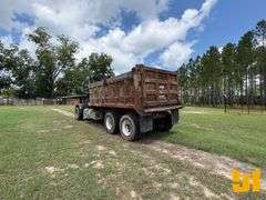 PETERBILT H400 TANDEM AXLE DUMP TRUCK VIN: 1XPCDB90NN315340