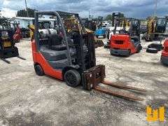 TOYOTA 8FGCU25 4050 LB CUSHION TIRE FORKLIFT