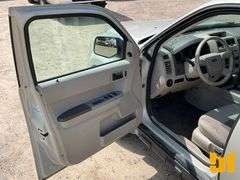 2008 FORD ESCAPE XLT VIN: 1FMCU93108KD84156 4WD