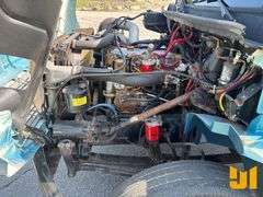 2001 FREIGHTLINER FL70 S/A FUEL & LUBE TRUCK VIN: 1FVABTAK81HG95533