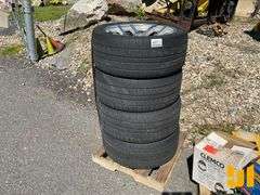 QTY (4) PIRELLI 305/40ZR22 TIRES W/RIMS