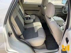 2008 FORD ESCAPE XLT VIN: 1FMCU93108KD84156 4WD