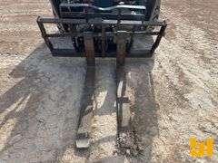2017 JLG 1054 10000 LB TELESCOPIC FORKLIFT SN: 0160079156