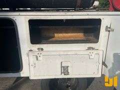 2008 GMC C5500 S/A MECHANICS TRUCK VIN: 1GDE5C1918F400997
