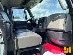 2016 INTERNATIONAL MF035 TANDEM AXLE VAN TRUCK VIN: 3HAMSSTR4GL741097