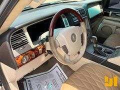2003 LINCOLN NAVIGATOR VIN: 5LMFU27R33LJ02841 2WD
