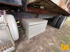 PETERBILT H400 TANDEM AXLE DUMP TRUCK VIN: 1XPCDB90NN315340