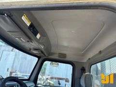 2015 PETERBILT 348 TANDEM AXLE REGULAR CAB FLATBED TRUCK VIN: 2NP3LJ0X8FM278365
