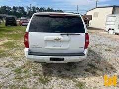 2011 CHEVROLET SUBURBAN VIN: 1GNSCJE06BR215323 2WD
