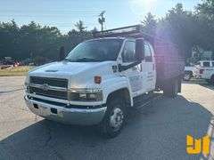2003 CHEVROLET C4500 SINGLE AXLE EXTENDED CAB FLATBED TRUCK VIN: 1GBE4D1173F519903