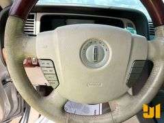 2003 LINCOLN NAVIGATOR VIN: 5LMFU27R33LJ02841 2WD