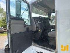 2006 KENWORTH T300 SINGLE AXLE DUMP TRUCK VIN: 2NKMHD6H86M155193