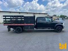 2014 RAM 4500 SINGLE AXLE CREW CAB 4X4 STAKE BED TRUCK VIN: 3C7WRLFL1EG116607