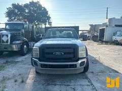 2012 FORD F-450 SINGLE AXLE REGULAR CAB FLATBED TRUCK VIN: 1FDUF4GY1CEB79462