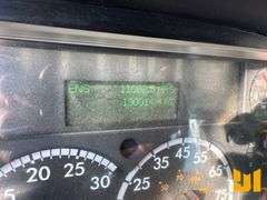 2018 FREIGHTLINER 114SD TANDEM AXLE REAR DISCHARGE MIXER TRUCK VIN: 3ALHG3DV5JDJN2472