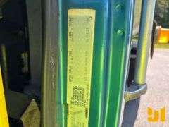 2001 FREIGHTLINER FL70 S/A FUEL & LUBE TRUCK VIN: 1FVABTAK81HG95533
