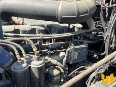 2001 MACK CL713 TRI-AXLE DUMP TRUCK VIN: 1M2AD62C81M011952