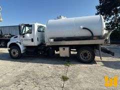 2012 INTERNATIONAL DURASTAR 4400 S/A VACUUM TRUCK VIN: 3HCMKAAN0CL652803