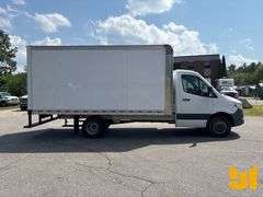 2019 FREIGHTLINER SPRINTER SPRINTER VAN VIN: WDPPF4CD8KN041347
