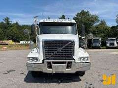 2004 VOLVO TRUCK VHD T/A ROLL OFF TRUCK VIN: 4V5KC9GG94N369391