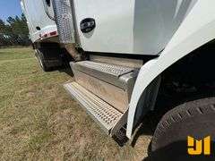 2025 KENWORTH T480 S/A REAR LOAD RESIDENTIAL COLLECTION TRUCK VIN: 2NK5HJ8X9SM132992