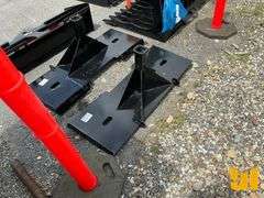 UNUSED SKID STEER 2" HITCH RECIEVER