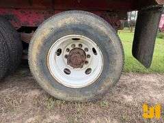 PETERBILT H400 TANDEM AXLE DUMP TRUCK VIN: 1XPCDB90NN315340