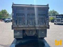 2001 MACK CL713 TRI-AXLE DUMP TRUCK VIN: 1M2AD62C81M011952