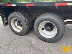 2001 FREIGHTLINER FL112 NATIONAL  BOOM TRUCK VIN: 1FVHBGAS01HJ49358
