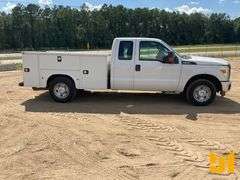 2015 FORD F-250XL SD EXTENDED CAB S/A UTILITY TRUCK VIN: 1FD7X2A62FEB00505