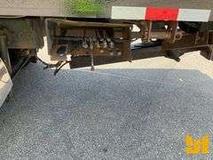 1999 KENWORTH T800 SINGLE AXLE ROLLBACK TRUCK VIN: 1NKDHT7X5XJ796956