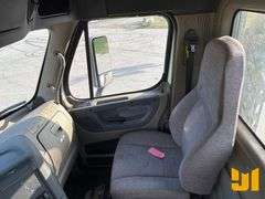 2014 FREIGHTLINER CASCADIA TANDEM AXLE DAY CAB TRUCK TRACTOR VIN: 3AKJGEDY4FDGJ7156