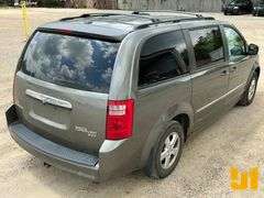 2010 DODGE GRAND CARAVAN SXT VIN: 2D4RN5D10AR446586 FWD