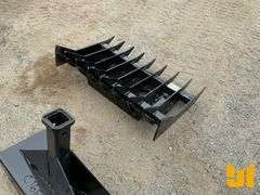 UNUSED MINI UNIVERSAL ROOT RAKE
