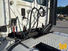 2014 FREIGHTLINER CASCADIA TANDEM AXLE DAY CAB TRUCK TRACTOR VIN: 3AKJGEDY4FDGJ7156