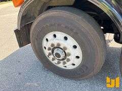 1994 PETERBILT 357 TRI ROLL OFF TRUCK VIN: 1XPAL60X2RN353155