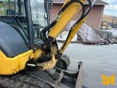 2014 KOMATSU PC45MR-3 MINI EXCAVATOR SN: KMTPC207E04006803