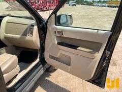 2009 FORD ESCAPE LIMITED VIN: C56400