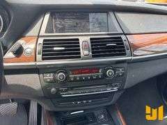 2011 BMW X5 VIN: 5UXZW0C57BL661098 4WD