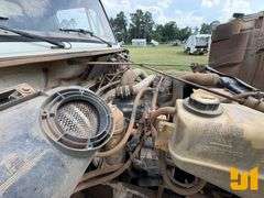 2001 INTERNATIONAL 4700 S/A REAR LOAD RESIDENTIAL COLLECTION TRUCK VIN: 1HTSCAAN51H213578