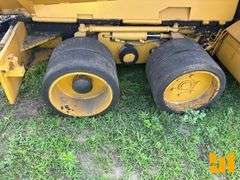 2006 CATERPILLAR AP-1000D RUBBER TIRE PAVER  SN: CATAP100AEAD00122