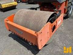 2011 HAMM 3205 SINGLE DRUM VIBRATORY ROLLER SN: H1580214