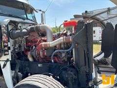 2015 PETERBILT 389 TANDEM AXLE ROLLBACK TRUCK VIN: 1NPXL40X3FD272644