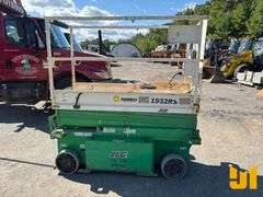 JLG 1932RS 32 SCISSOR LIFT